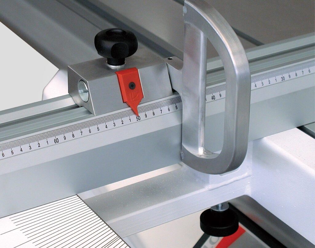 Traditional-Machines-Circular-Saws-P350-Fimal-2a_62173a245ecfd